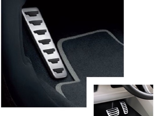 Pedal Covers and Armrests image