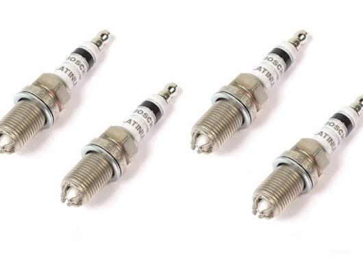 Spark Plugs Ignition Leads and Ignition Module Kit image