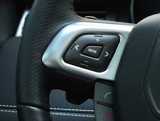 Switches on Steering Wheel Facia and Console image